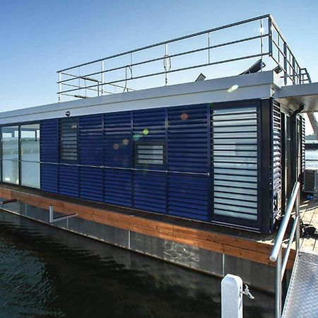 Hausboot Floating Houses Blue Active In Ribnitz-Damgarten Dış mekan fotoğraf
